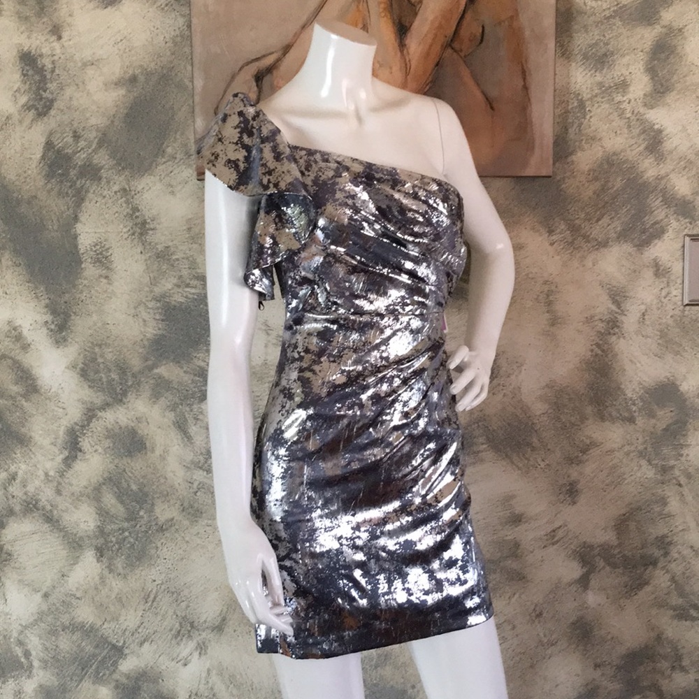 NWT Hailey Logan by Adrianna Papell Silver Foil Formal  Mini Dress XS